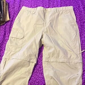 Beige men’s Omni shield Columbia pants